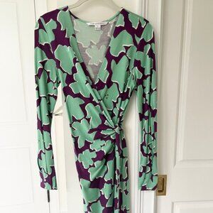 DVF Purple and Green Patterned Wrap Dress - 100% Silk, Size 8